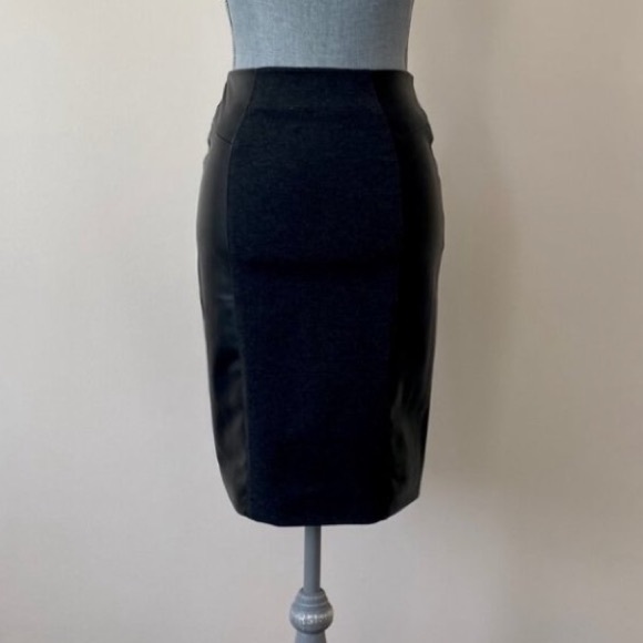 MICHAEL Michael Kors Pencil Skirt - Picture 3 of 8